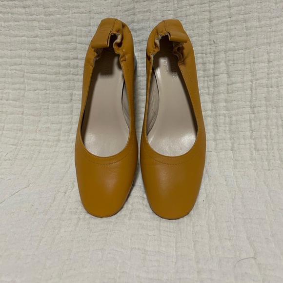 Everlane Shoes - Women's Everlane Mustard Yellow Leather Shoes-size 6.5
